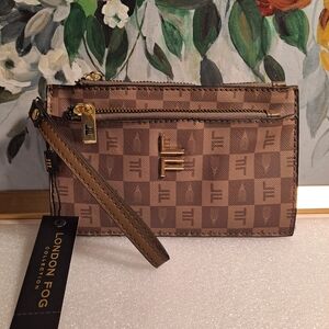 London Fog Brown Checked Monogram Danica Signature Wristlet w/Gold Hardware